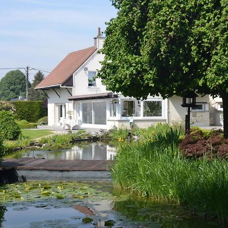 Bed and Breakfast Jardin Du Marais Froyennes Екстер'єр фото