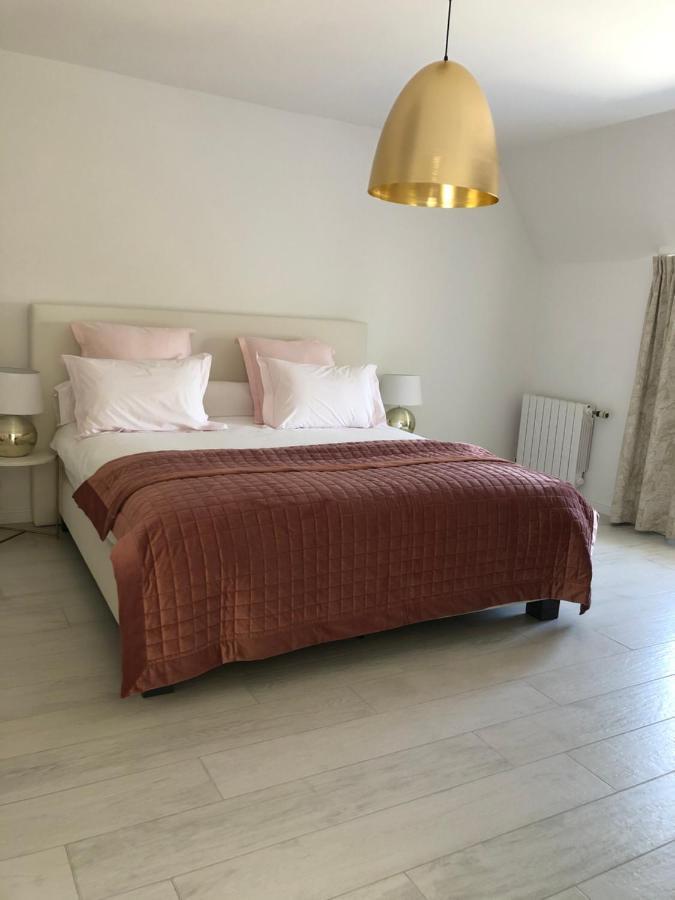 Bed and Breakfast Jardin Du Marais Froyennes Екстер'єр фото