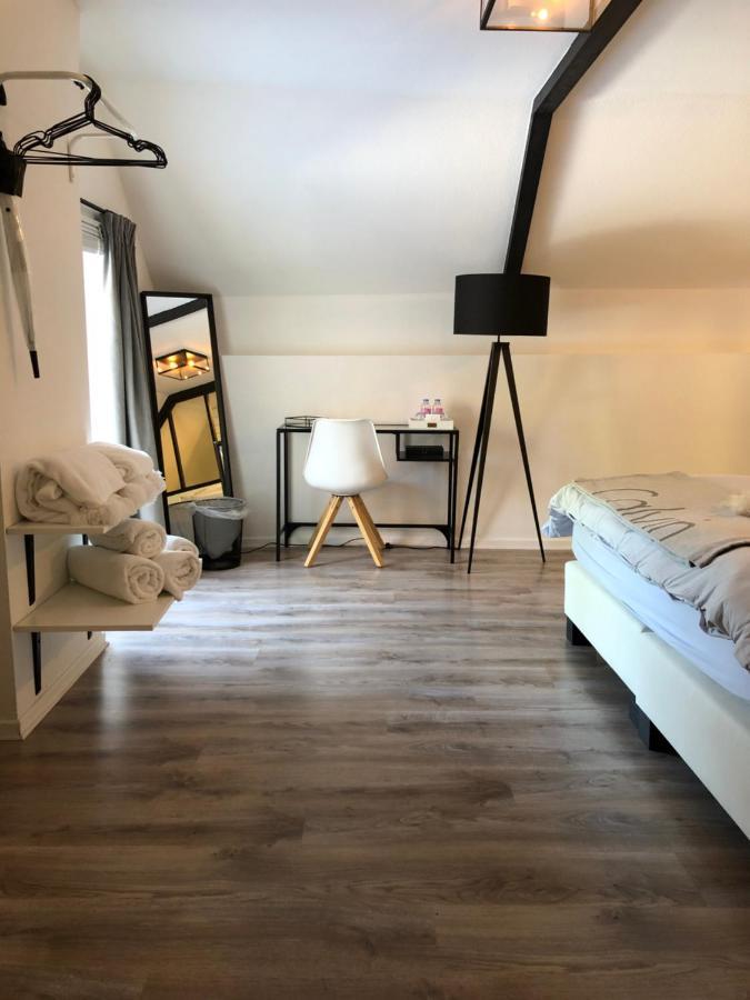 Bed and Breakfast Jardin Du Marais Froyennes Екстер'єр фото