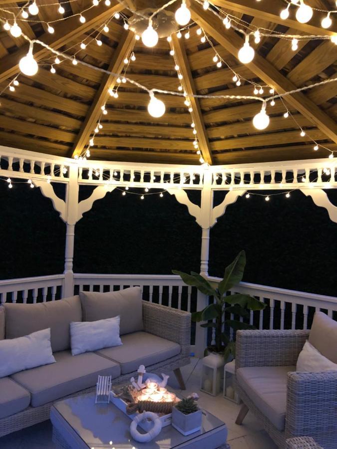 Bed and Breakfast Jardin Du Marais Froyennes Екстер'єр фото